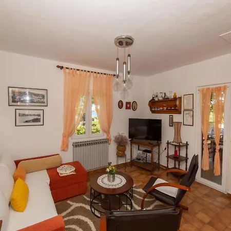 Apartamento Three Bedroom Vice - Ae1450 Zadar